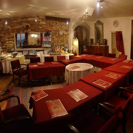 Hotel Renaissance Castres  Ngoại thất bức ảnh