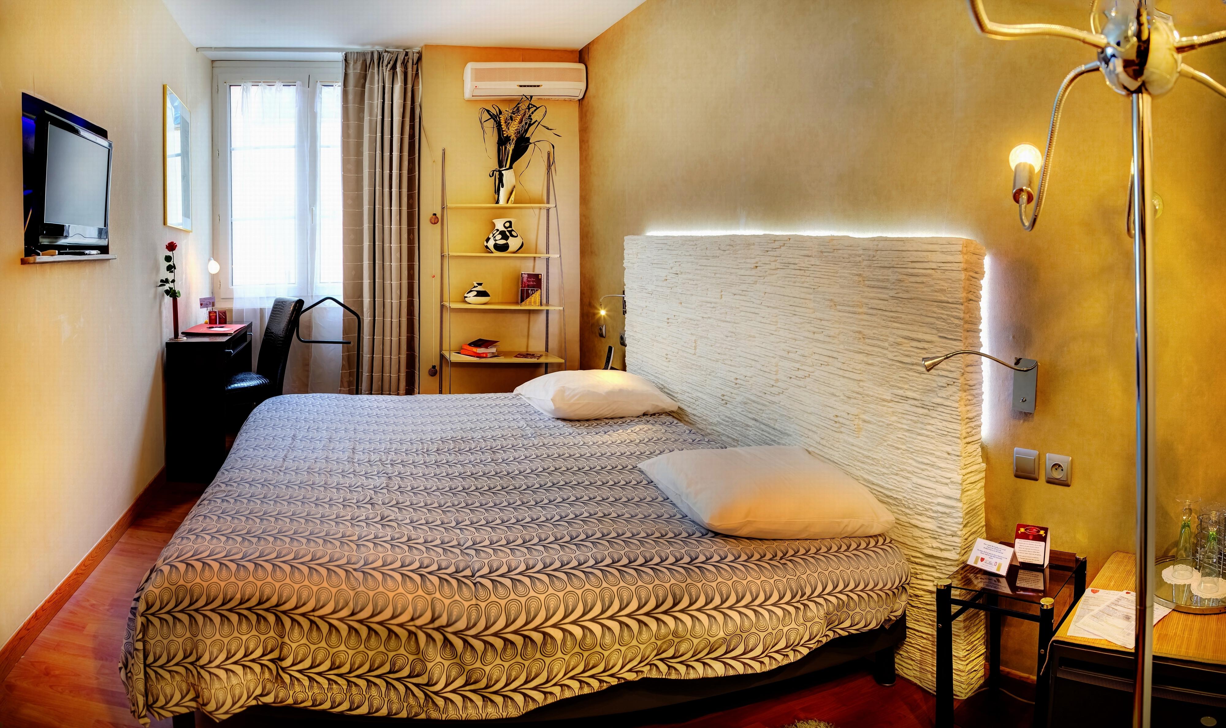 Hotel Renaissance Castres  Ngoại thất bức ảnh