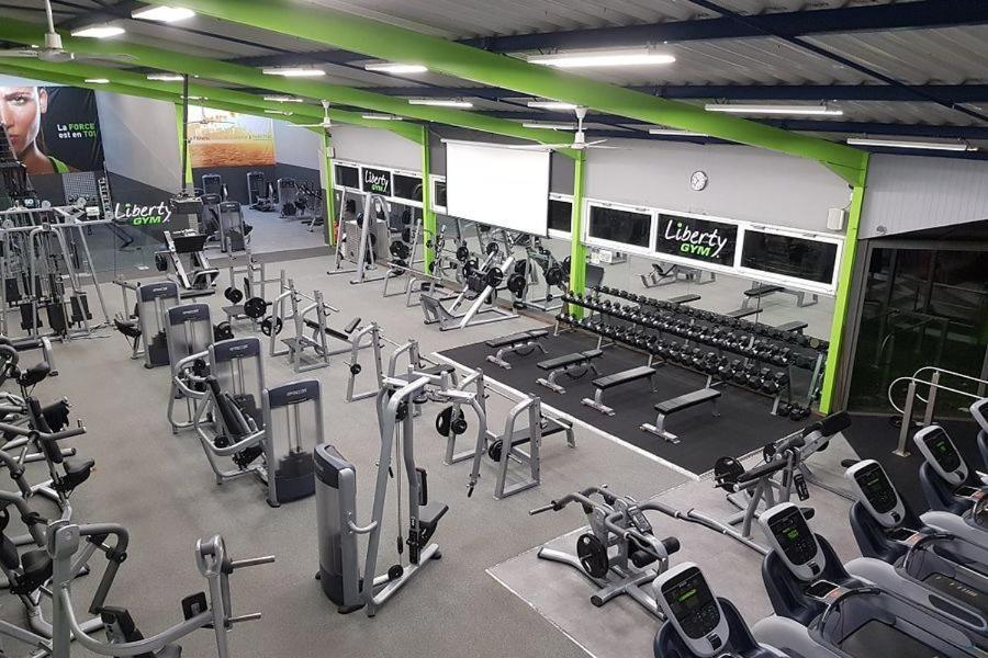 Hotel Renaissance Castres  Ngoại thất bức ảnh
